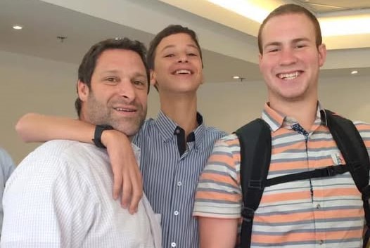 Hillel Fuld Teaneck Death Long Island: Blogger Hillel Fuld confirmed cousin with same name as fatal hit-and-run victim; Wyandanch accident